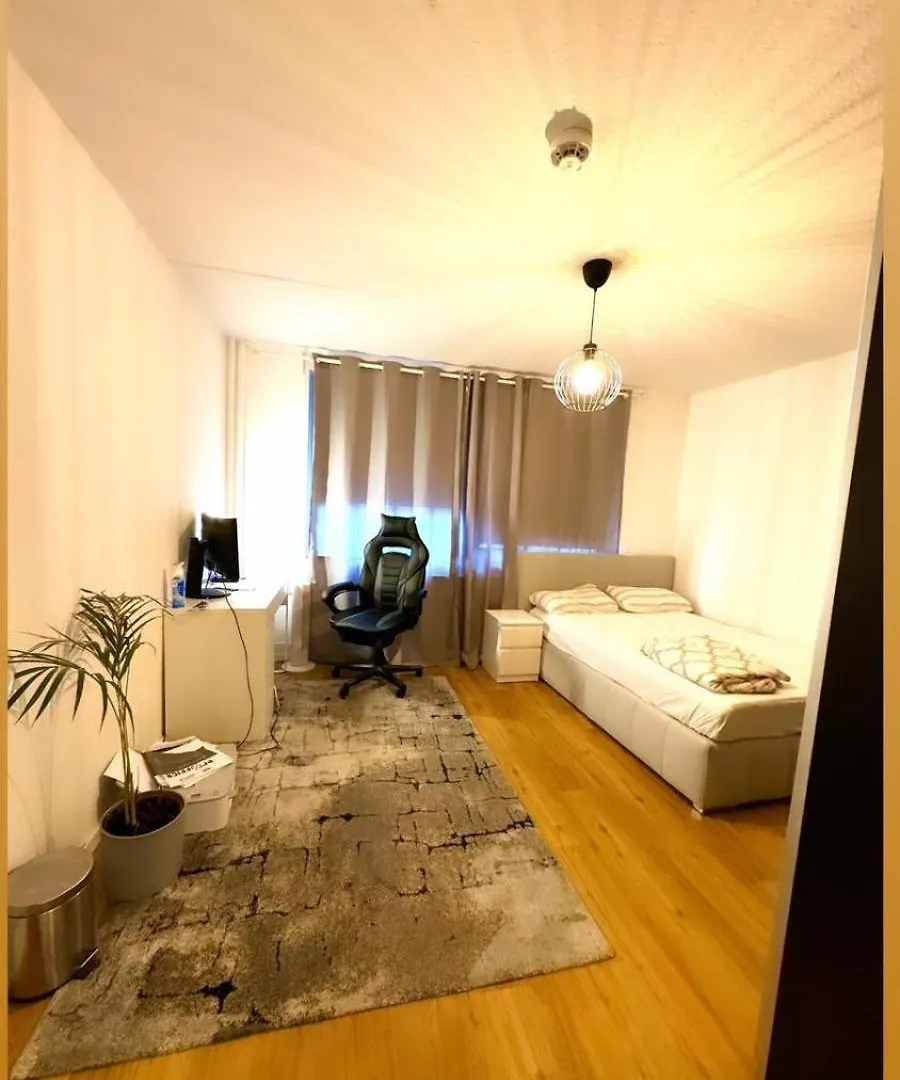 Homestay Beautiful Private Room In Hamburg